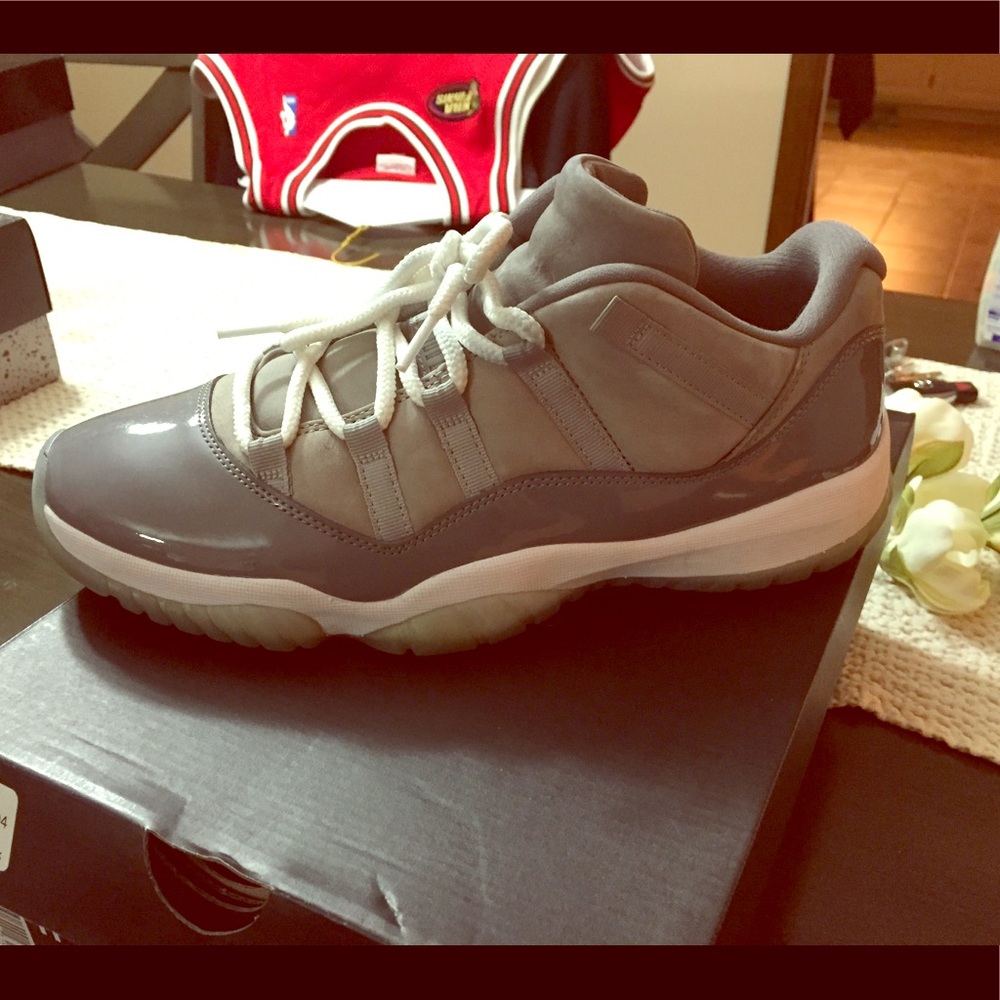 Authentic Air Jordan Retro Low 11 gently used